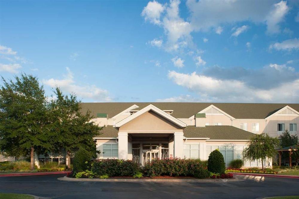 Hilton Garden Inn Tulsa Airport Екстер'єр фото