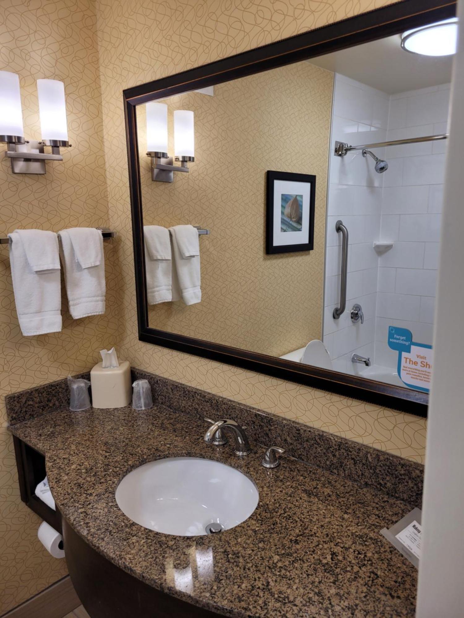 Hilton Garden Inn Tulsa Airport Екстер'єр фото